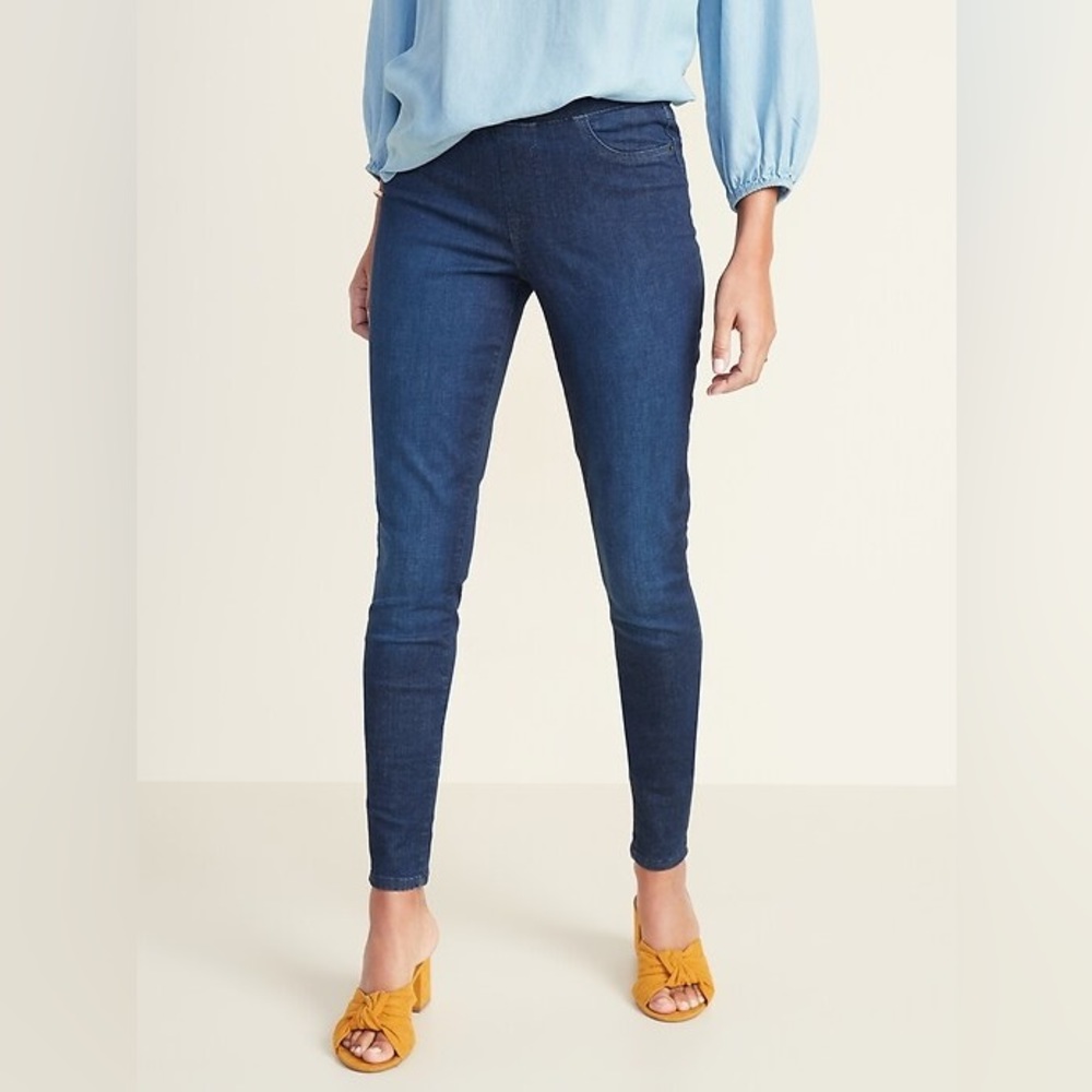 Old Navy Mid-Rise Built-In Sculpt Rockstar Jeggings